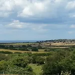 Country Ellerby
