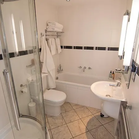 埃勒比乡村宾馆 3* Ellerby