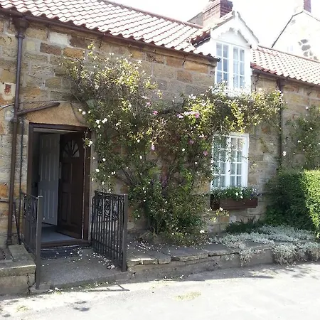 埃勒比乡村宾馆 3*